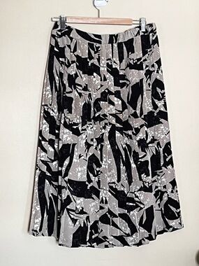 Andrea Gayle pleated skirt size M